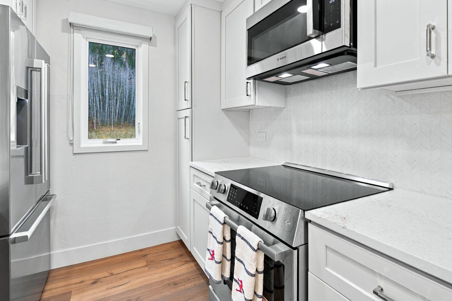 Kitchen with Bosch appliances