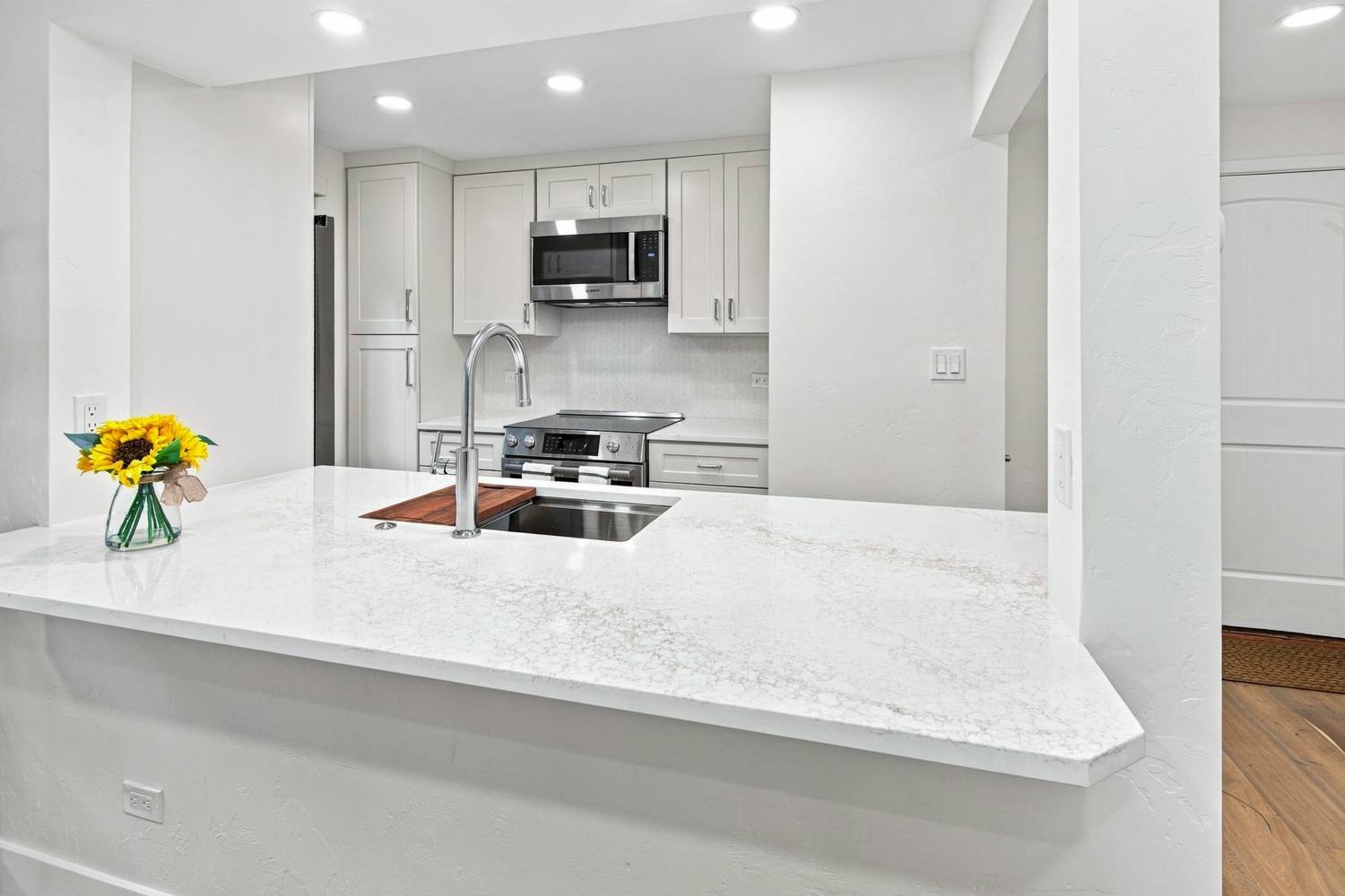 Kitchen with quartz countertops